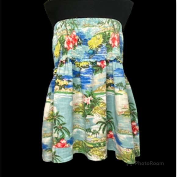Flacsland Tops - SOLD 🛍️Tropical Bandeau Top, smocked, with a long silhouette view, L